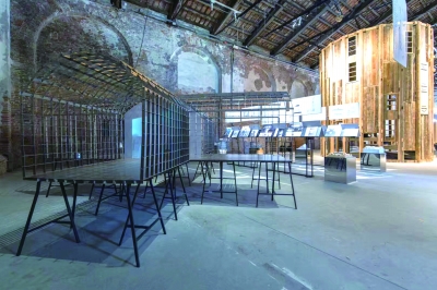 建筑师刘宇扬的装置《西店记忆》  高长军 摄